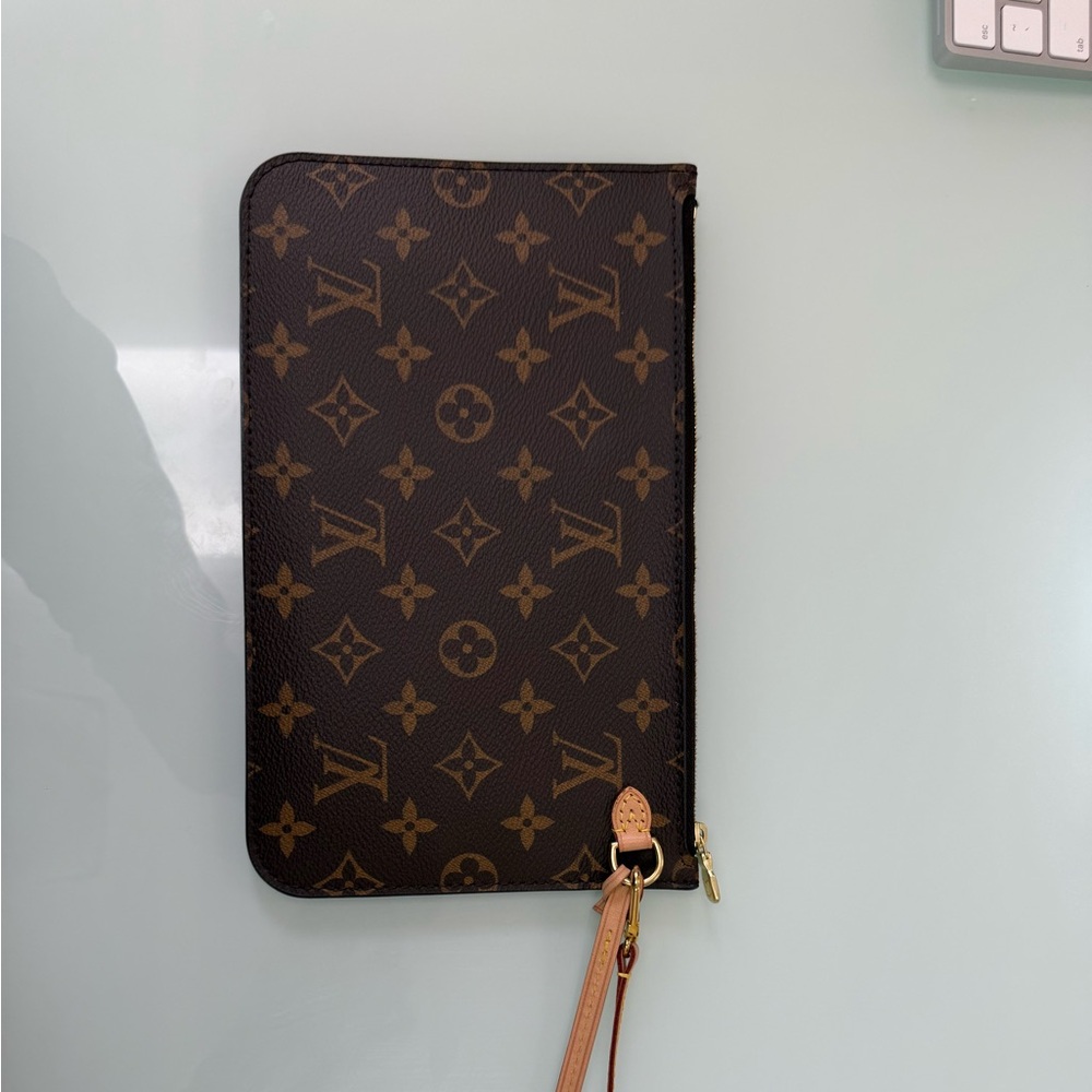 Brand New/Never Used Louis Vuitton Brown Monogram Wristlet